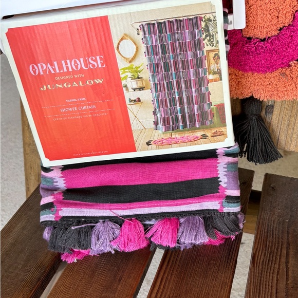 2 Piece Bath Set - Shower Curtain and Rug - Picture 5 of 11